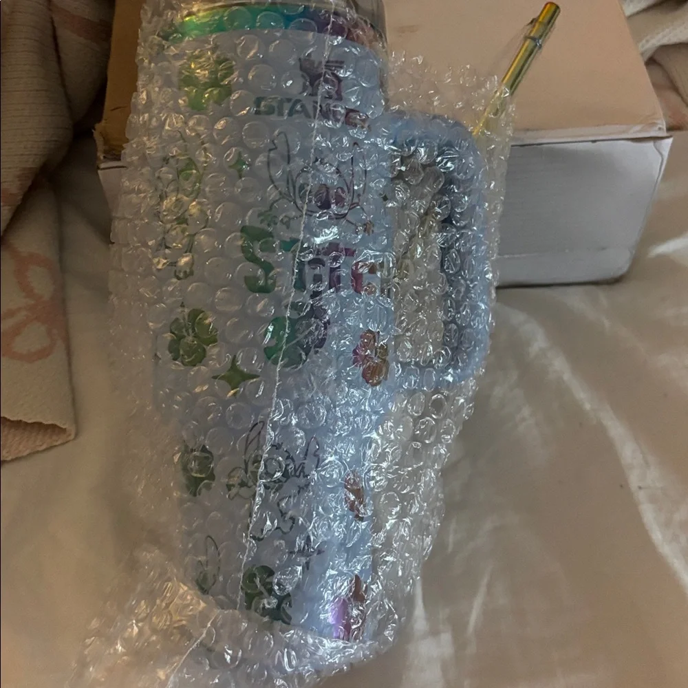 Stanley Blue Stitch Mug with Colorful Design - Picture 4 of 4